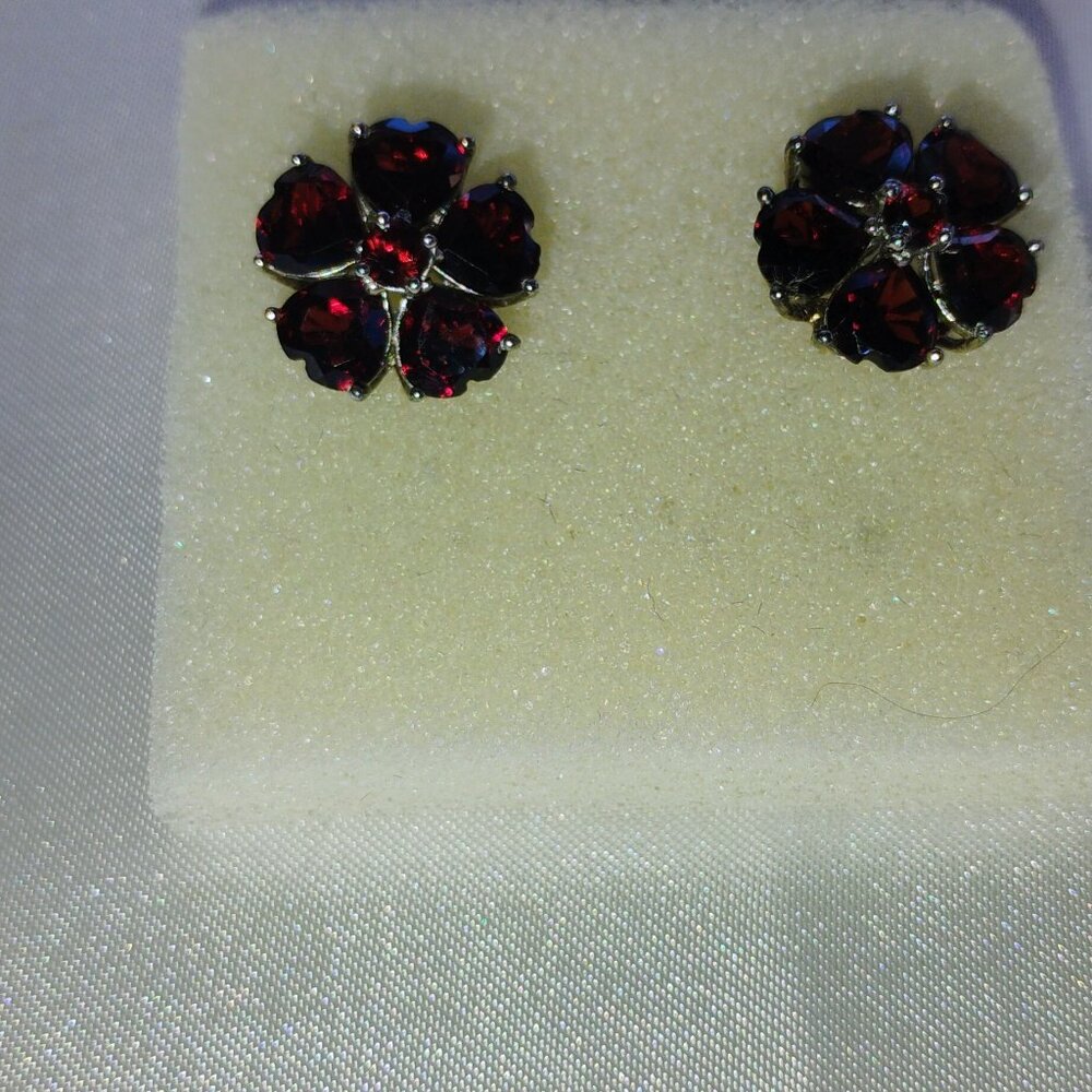 Garnet stud earrings in sterling silver